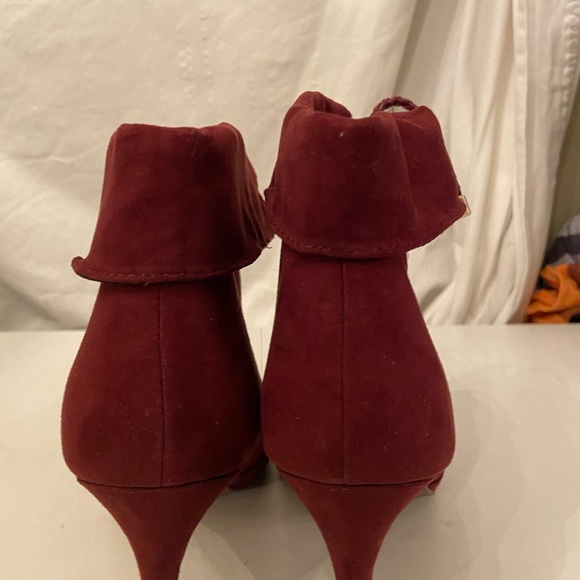 Dolcetta burgundy ankle boots NEW - Picture 3 of 7